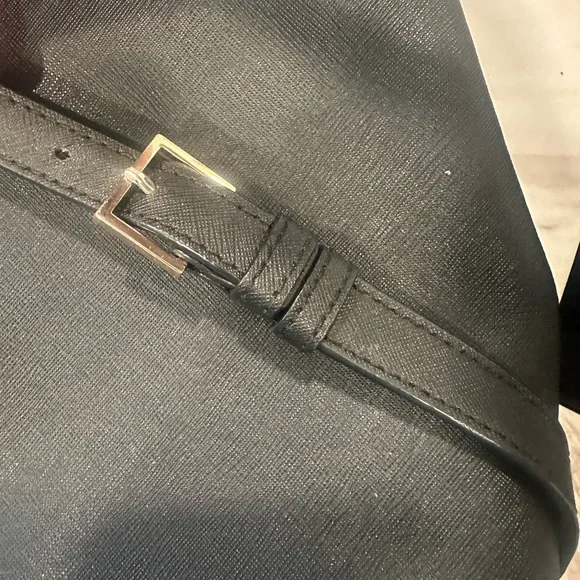 Kate Spade x Disney Minnie Mouse Backpack bow - Picture 10 of 16